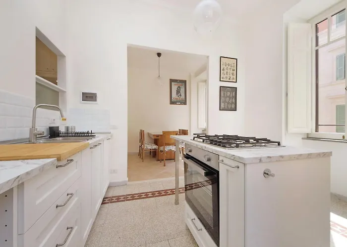 Carlo Felice Apartment *